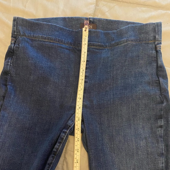 NYDJ Pull-on Skinny Split Ankle Jean Size 8 EUC - Picture 10 of 12